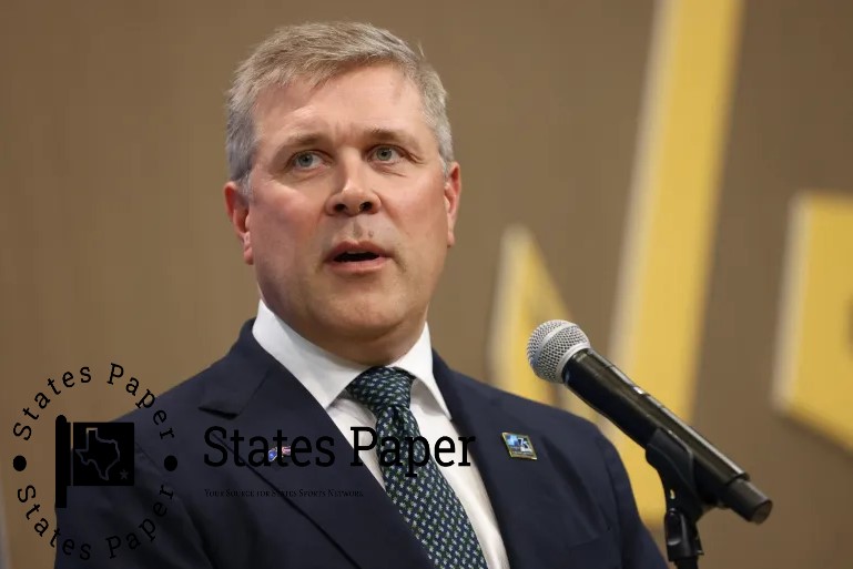 Iceland PM calls new election as coalition government collapses